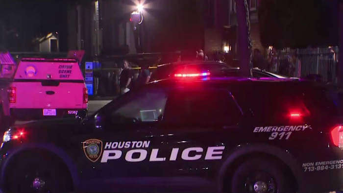 Man, woman found shot to death inside west Houston apartment office Man, woman found shot to death inside west Houston apartment office
