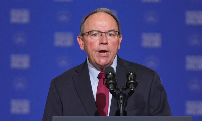 Wisconsin congressman survives emergency plane landing, swims to safety