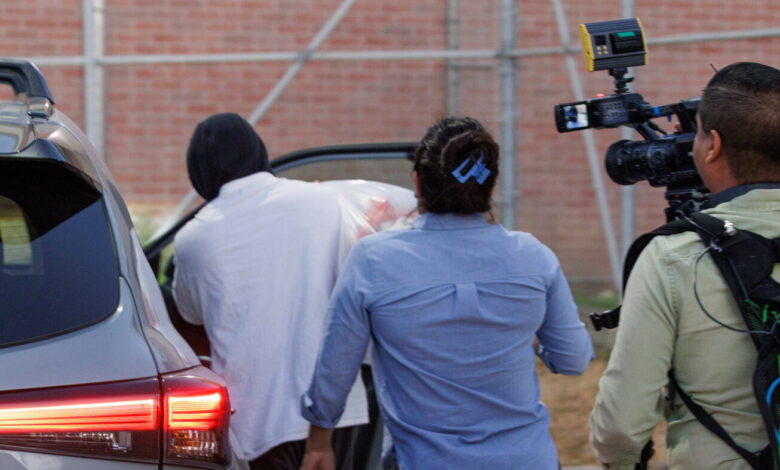 ICE officer faces federal charges for lying about shooting of Venezuelan immigrant ICE officer faces federal charges for lying about shooting of Venezuelan immigrant