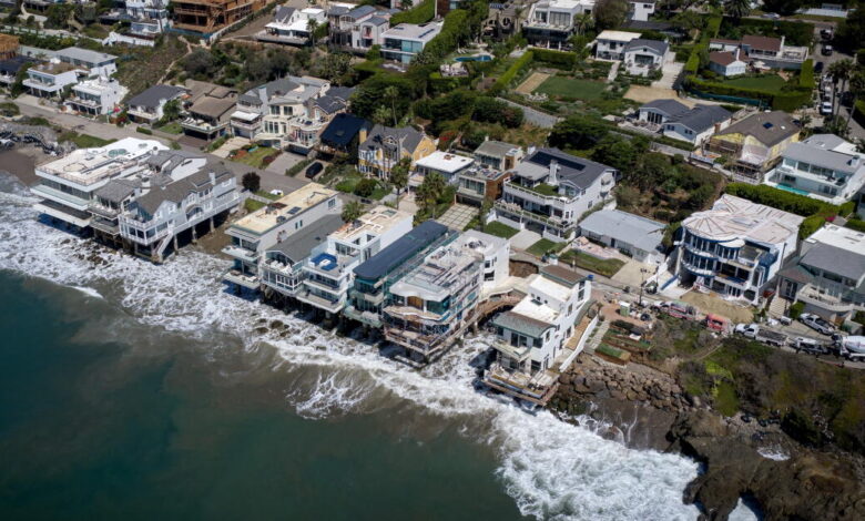 At the Nicolas Cage sinkhole in Malibu, El Niño fears alter the good vibes mood At the Nicolas Cage sinkhole in Malibu, El Niño fears alter the good vibes mood
