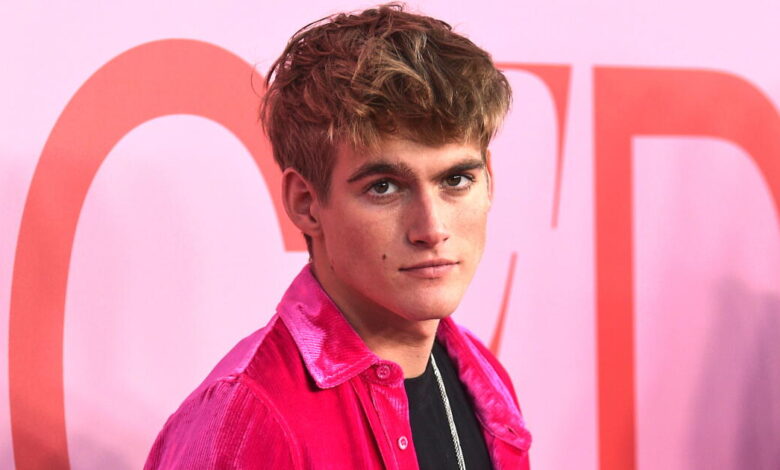 Police search for possible source of drugs in death of Presley Gerber, Cindy Crawford’s son Police search for possible source of drugs in death of Presley Gerber, Cindy Crawford’s son