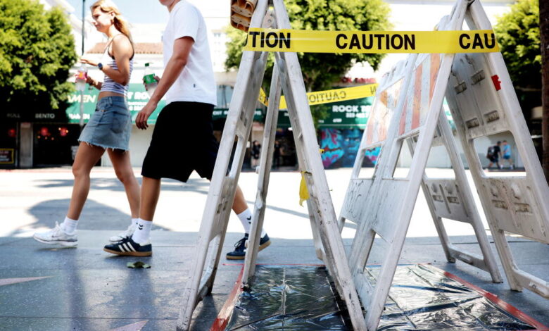 Dolly Parton’s Walk of Fame star scratched up days after her death: ‘Doesn’t make any sense’ Dolly Parton’s Walk of Fame star scratched up days after her death: ‘Doesn’t make any sense’
