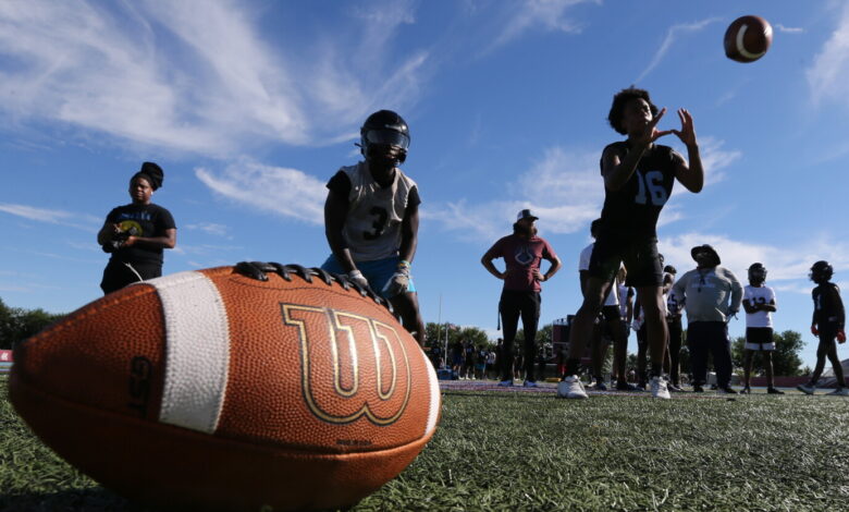 Kankakee forfeits Lincoln-Way West win due to ineligible player, placed on probation by IHSA Kankakee forfeits Lincoln-Way West win due to ineligible player, placed on probation by IHSA
