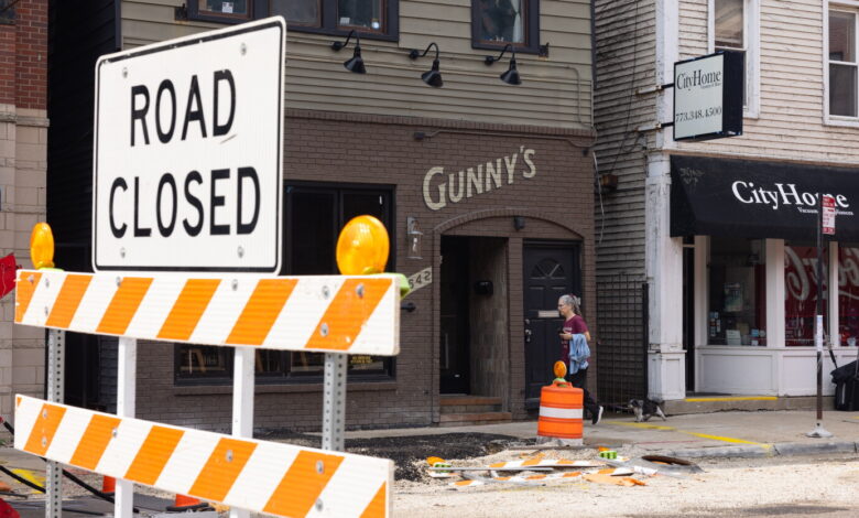 A Chicago couple was poised to open a new Lincoln Avenue bistro. Then the city shut down their street A Chicago couple was poised to open a new Lincoln Avenue bistro. Then the city shut down their street