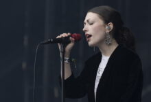 Violet Grohl kicks off a Riot Fest 2026 that sees 5 a.m. lines for headliners Twenty One Pilots