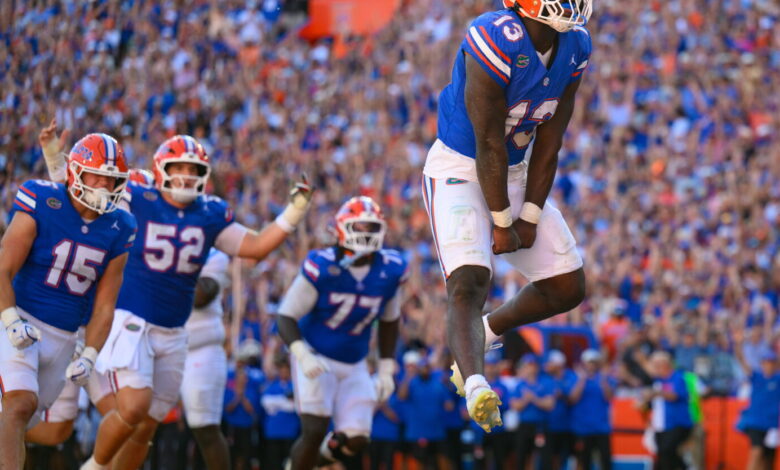Florida jumps to No. 8 in AP Top 25; Texas, Georgia, Notre Dame remain top 3 Florida jumps to No. 8 in AP Top 25; Texas, Georgia, Notre Dame remain top 3