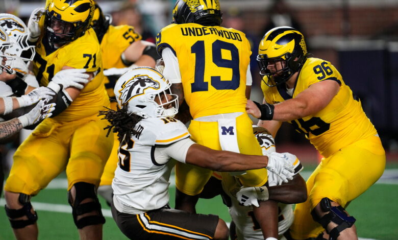 College football Week 2 picks: The Big Ten is in for a rough Saturday — and many folks will be glad to see it