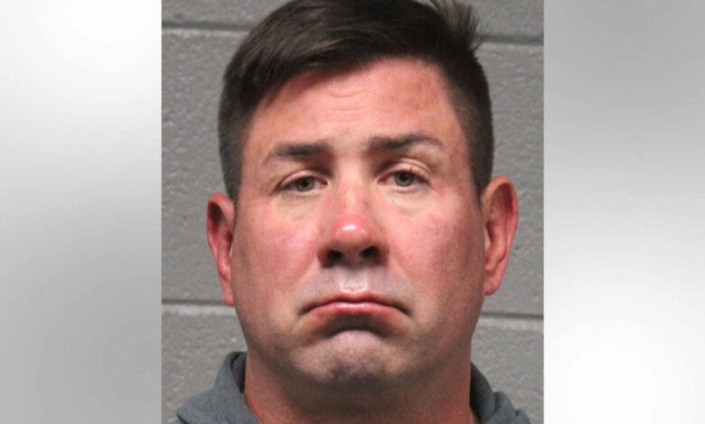 Chicago cop charged with punching teenage girl during confrontation shown in viral video