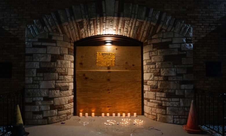 Failed inspections, bodies parked on a suburban street — the troubled history behind South Chicago Chapel Failed inspections, bodies parked on a suburban street — the troubled history behind South Chicago Chapel