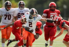 Grayson Schmueck toughs it out to lead Payton past Amundsen