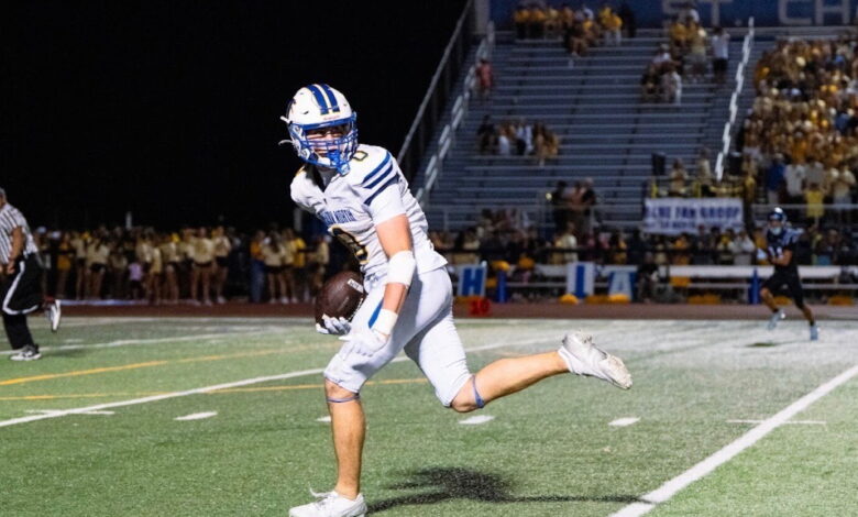 Wheaton North’s Adam Schilling makes plays on offense, defense one year after knee injury Wheaton North’s Adam Schilling makes plays on offense, defense one year after knee injury