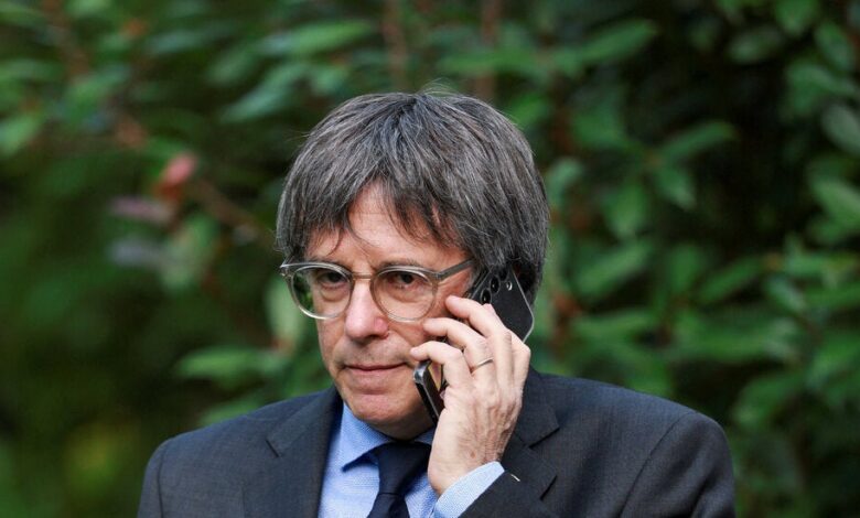 Spanish Court Drops Warrant Clearing Path for Puigdemont Return