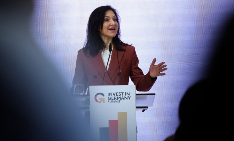 Companies Pledge Over €225 Billion at Inaugural Invest in Germany Summit Companies Pledge Over €225 Billion at Inaugural Invest in Germany Summit