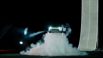 Tesla’s New Roadster Highlights a Wider Industrial Divergence With China Tesla’s New Roadster Highlights a Wider Industrial Divergence With China