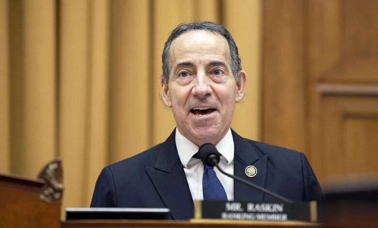 Maryland lawmaker seeks federal probe into taxpayer funding of Trump TV spots – WTOP News