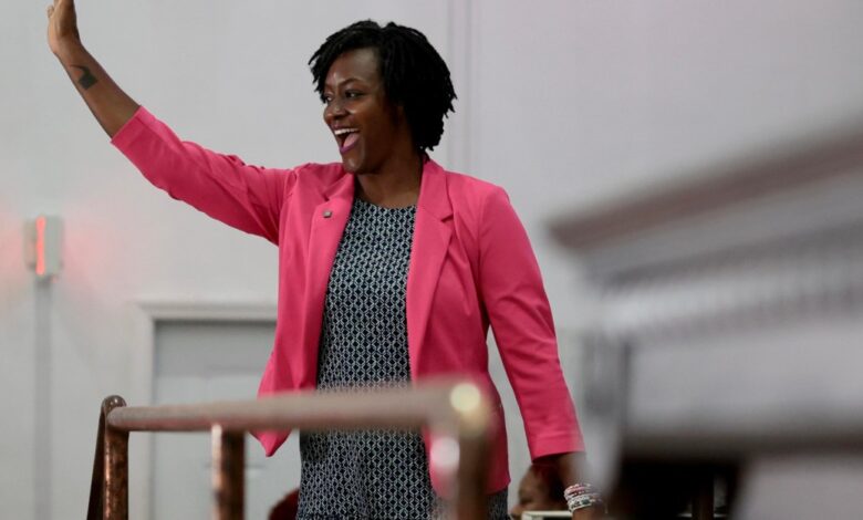 Black Democrats at a Crossroads as Traditional Power Wanes Black Democrats at a Crossroads as Traditional Power Wanes