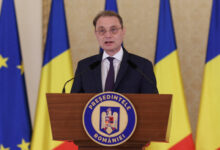 Romanian Parliament Confirms Luca Niculescu as Prime Minister, Ending Months of Deadlock