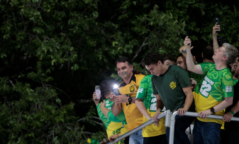 Bolsonaro Pledges to Restore Events Tax Breaks Ahead of Brazilian Presidential Runoff