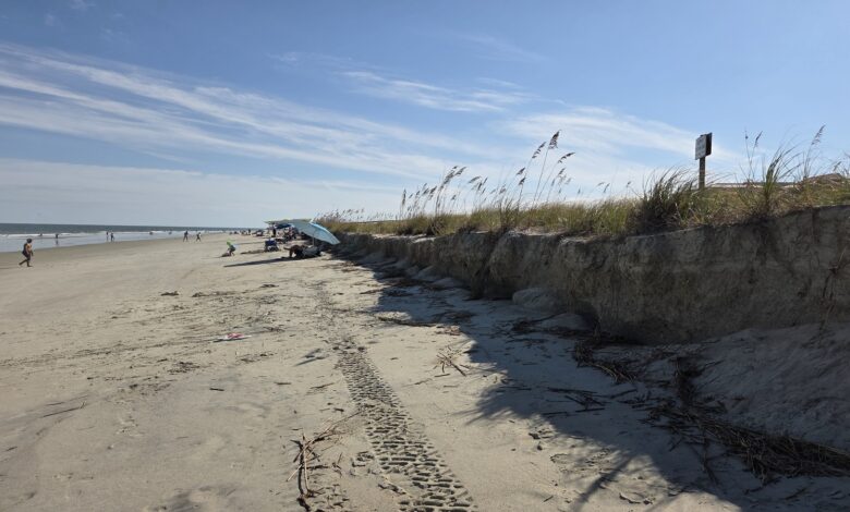 A Coastal Community Races to Save Its Vanishing Shoreline A Coastal Community Races to Save Its Vanishing Shoreline