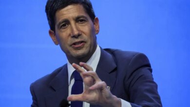 Big Tech’s Massive AI Spending Spree Creates Headaches for the Federal Reserve