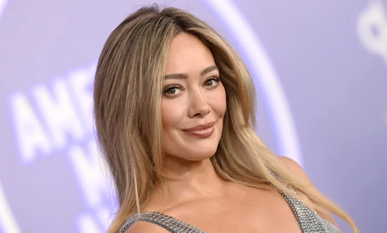 Hilary Duff’s Designer Mesh Mary Janes Inspire a Popular Fall Ballet Flat Trend