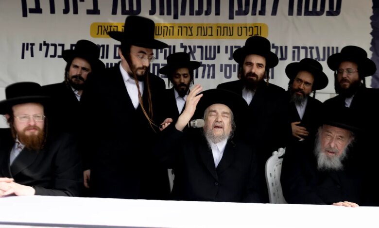 Israeli Military Detains Dozens of Ultra-Orthodox Men at Airport Over Draft Evasion