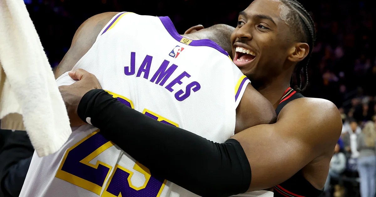 LeBron James Signs With Philadelphia 76ers for 24th NBA Season
