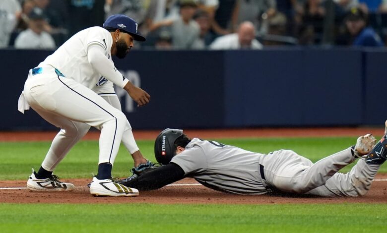 Trying to provide a spark, Wells instead runs Yanks out of lone scoring chance Trying to provide a spark, Wells instead runs Yanks out of lone scoring chance